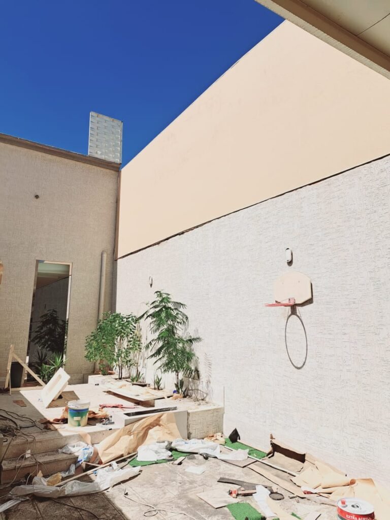 سواتر قماش ساده بلون الابيض