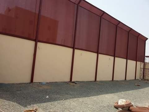 ساتر قماش بلون الدم الغزال لاحواش المنازل في جدة